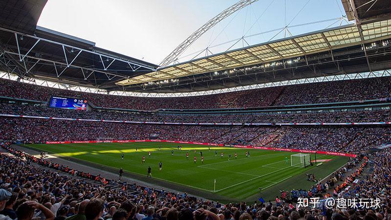 黑白直播体育-利兹联主场赢球稳固积分榜位置