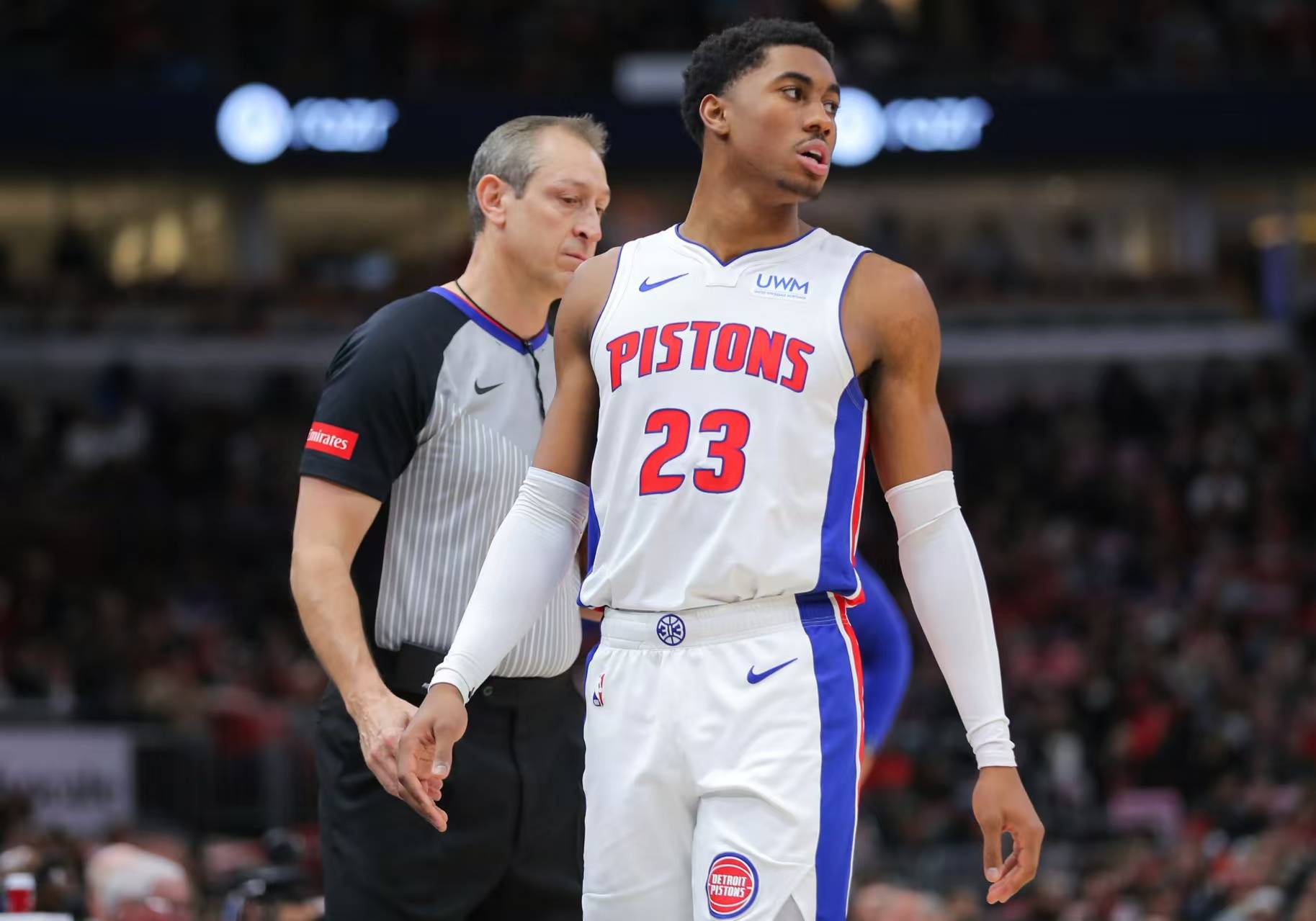 黑白直播体育-关于猛龙外线射手稳健发挥,击败活塞进一步巩固位置的信息