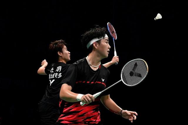 中国队险胜马来西亚队，安赛龙统治全场