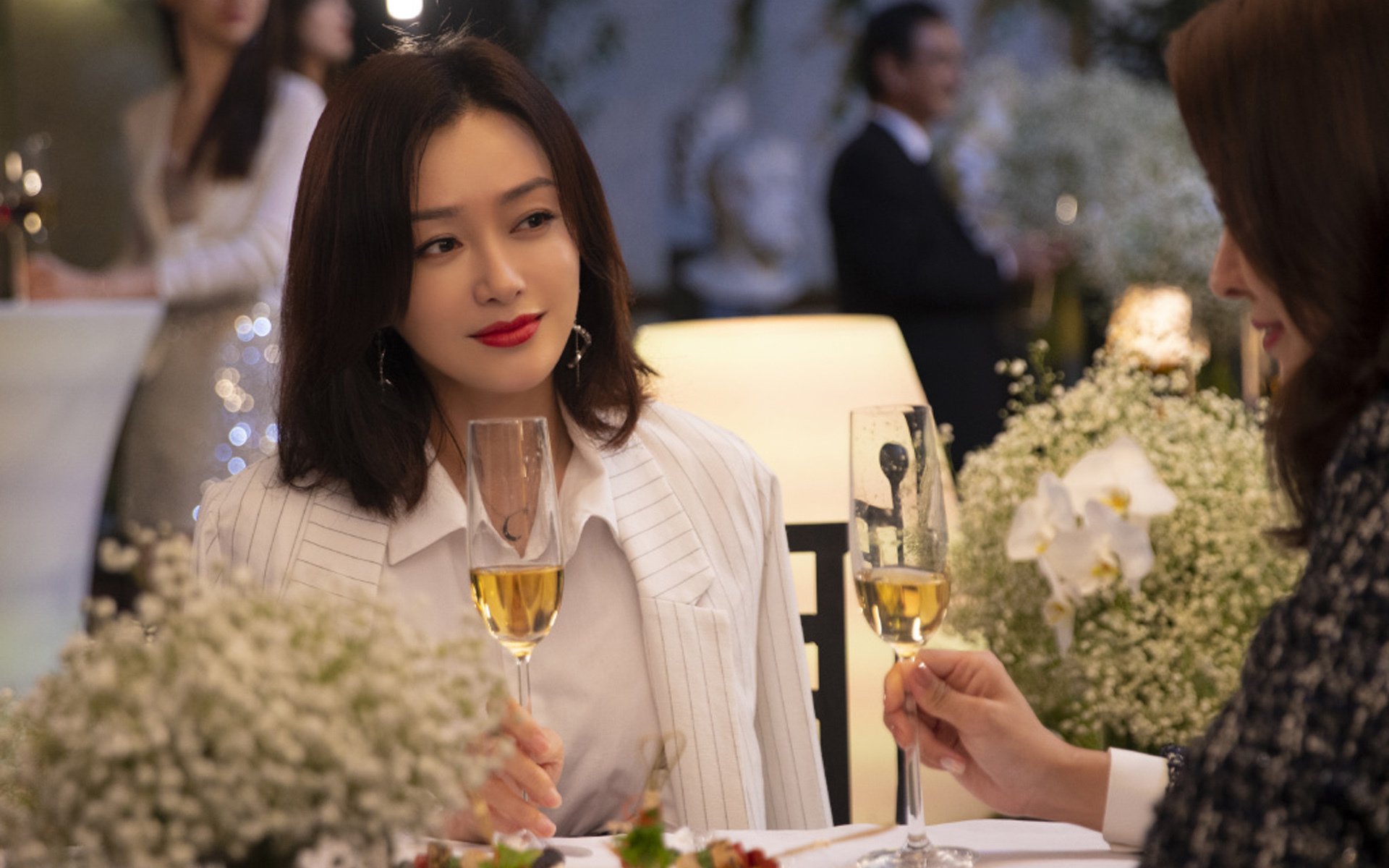 黑白直播在线观看-足球双线捷报，意甲焦点战演绎经典对决，爱尔兰强势击溃秘鲁展现实力