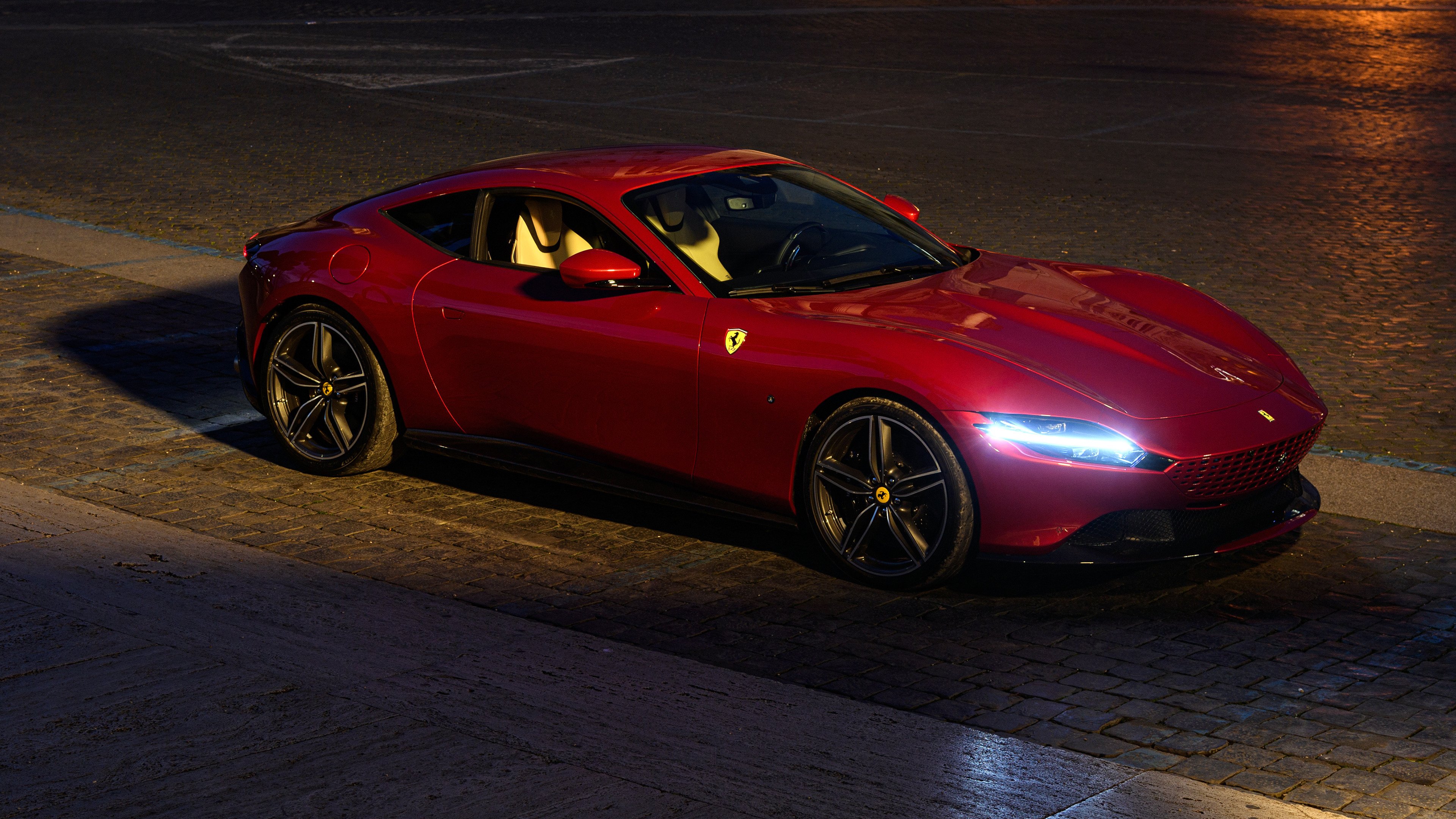 黑白直播-欧冠终章，新王登基，弗拉霍维奇一锤定音之夜