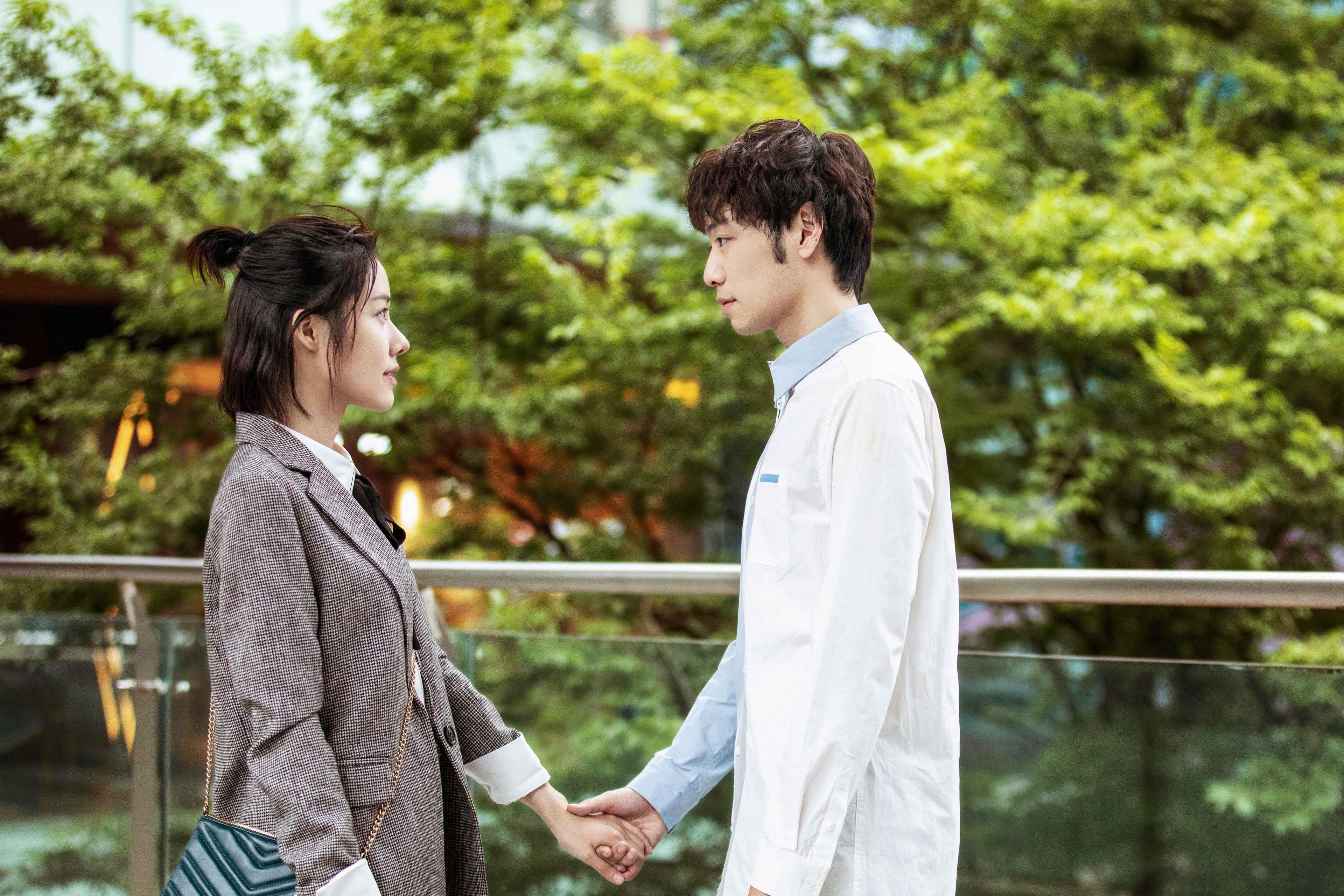 跨界奇迹,伊朗足球逆转芬兰与金玟哉的F1争冠接管风暴