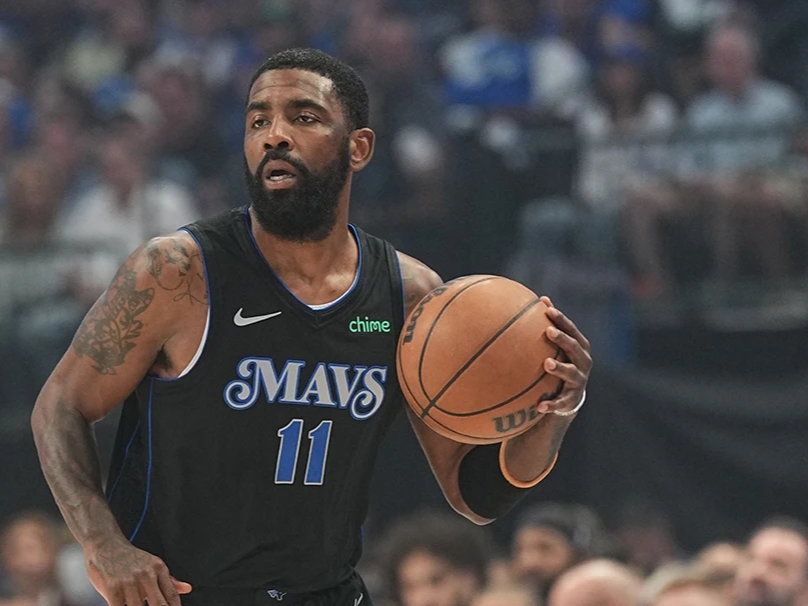 黑白直播免费体育直播-山西队翻盘深圳队，欧文在NBA季后赛接管比赛