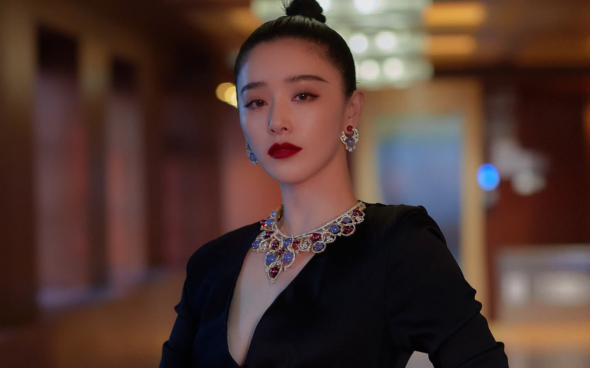 新星闪耀！爱德华兹生涯之夜狂砍41分，开拓者主场轻取热火